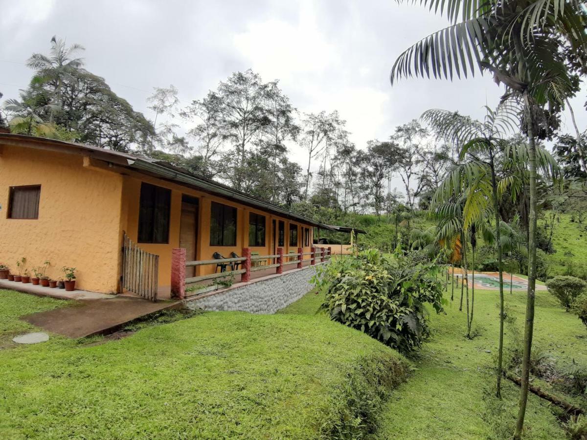 Mindo Loma Bird Lodge Esterno foto